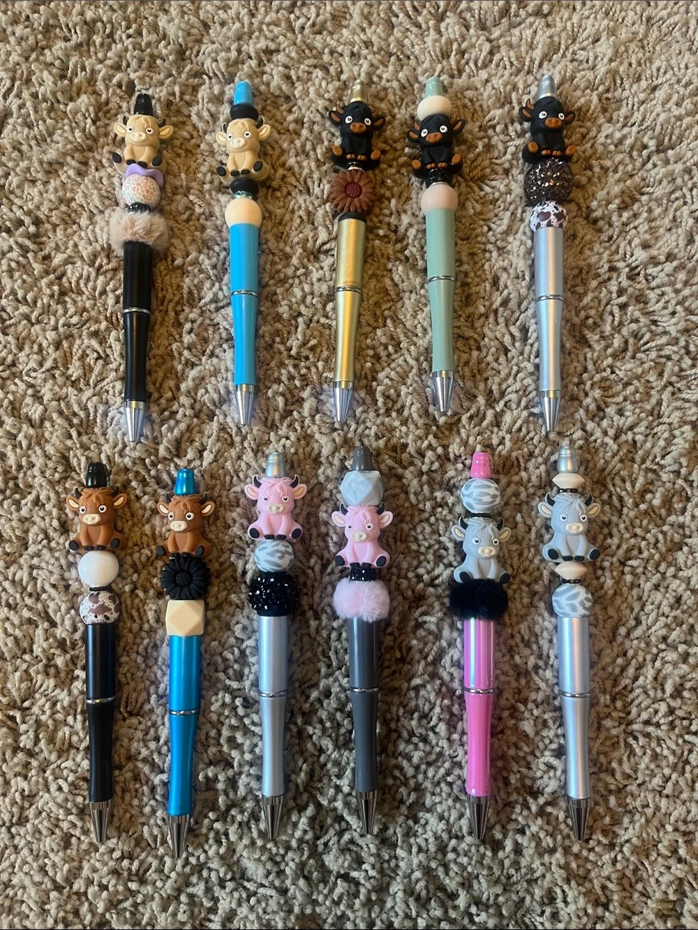11 Cow Bead Pens